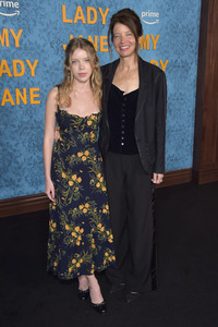Serienpremiere 'My Lady Jane' in Los Angeles