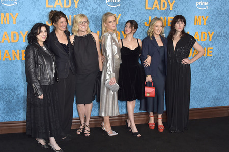 Serienpremiere 'My Lady Jane' in Los Angeles
