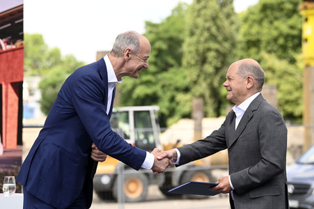Olaf Scholz bei Siemens in Berlin