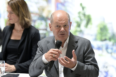 Olaf Scholz bei Siemens in Berlin