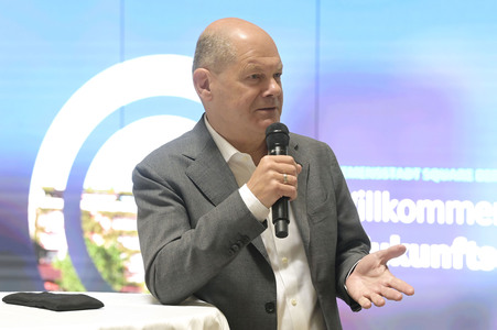 Olaf Scholz bei Siemens in Berlin