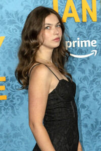 Serienpremiere 'My Lady Jane' in Los Angeles