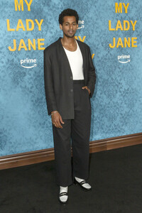 Serienpremiere 'My Lady Jane' in Los Angeles