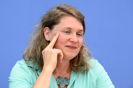 Bundespressekonferenz Neue Verfassungsbeschwerden gegen das Bundesklimaschutzgesetz in Berlin