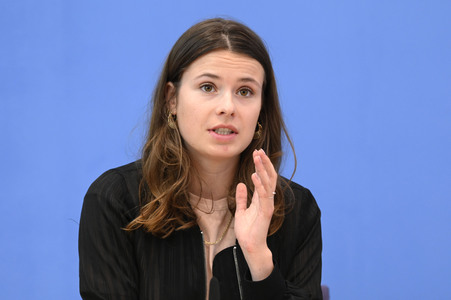 Bundespressekonferenz Neue Verfassungsbeschwerden gegen das Bundesklimaschutzgesetz in Berlin