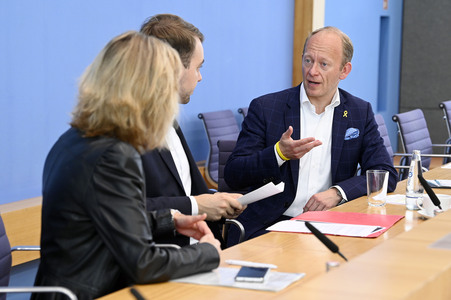 Bundespressekonferenz Israel Survey 2024 in Berlin