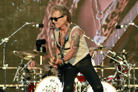 Konzert von Peter Maffay mit Band und Gästen in München