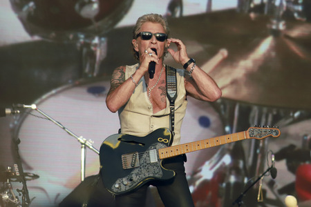 Konzert von Peter Maffay mit Band und Gästen in München