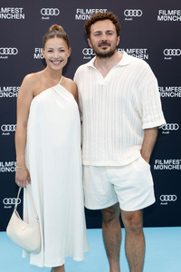 Festivaleröffnung mit Filmpremiere 'Zwei zu eins', Filmfest München 2024