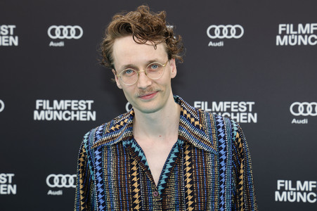 Festivaleröffnung mit Filmpremiere 'Zwei zu eins', Filmfest München 2024