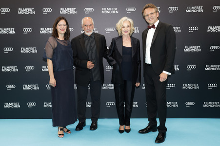 Festivaleröffnung mit Filmpremiere 'Zwei zu eins', Filmfest München 2024
