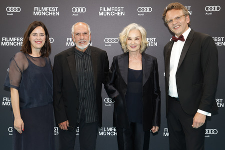 Festivaleröffnung mit Filmpremiere 'Zwei zu eins', Filmfest München 2024