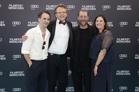 Festivaleröffnung mit Filmpremiere 'Zwei zu eins', Filmfest München 2024