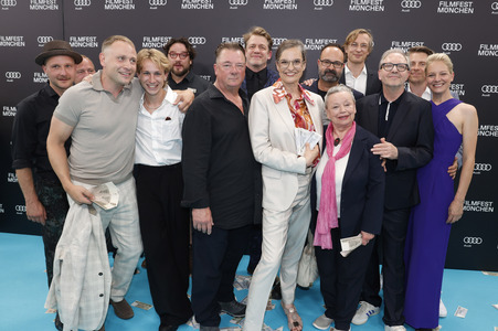 Festivaleröffnung mit Filmpremiere 'Zwei zu eins', Filmfest München 2024