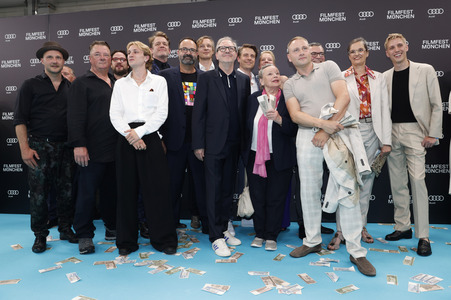 Festivaleröffnung mit Filmpremiere 'Zwei zu eins', Filmfest München 2024