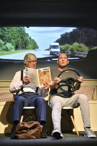 Theaterprobe 'Monsieur Pierre geht online' in München