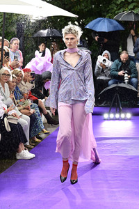 Anja Gockel Fashion Show auf der Berlin Fashion Week S/S 2025 in Berlin