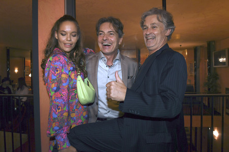 Theaterpremiere 'Monsieur Pierre geht online' in München