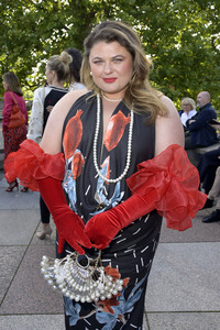 Dawid Tomaszewski Präsentation und Ausstellungseröffnung auf der Berlin Fashion Week S/S 2025 in Berlin