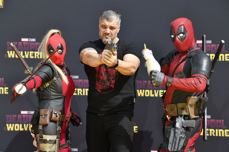 Fan-Screening 'Deadpool & Wolverine' in Berlin