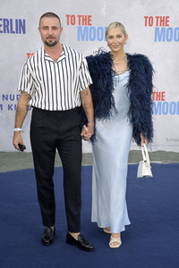 Filmpremiere 'To the Moon' in Berlin