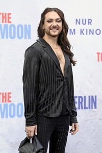 Filmpremiere 'To the Moon' in Berlin