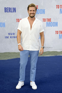 Filmpremiere 'To the Moon' in Berlin