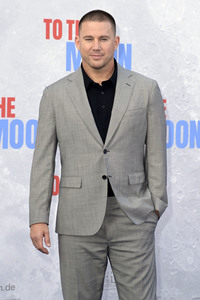 Filmpremiere 'To the Moon' in Berlin