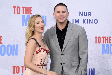 Filmpremiere 'To the Moon' in Berlin