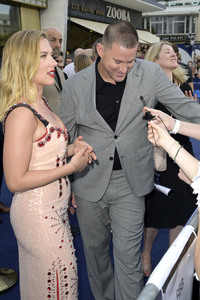 Filmpremiere 'To the Moon' in Berlin