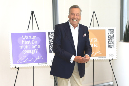Präsentation der Roland Kaiser-Briefmarken in Bonn