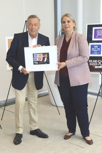 Präsentation der Roland Kaiser-Briefmarken in Bonn