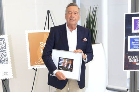 Präsentation der Roland Kaiser-Briefmarken in Bonn