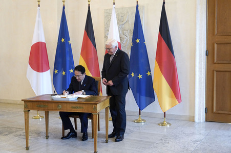 Empfang des Premierministers von Japan im Schloss Bellevue in Berlin