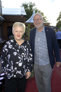 Jubiläumspremiere 'Cabaret - das Berlin-Musical' in Berlin