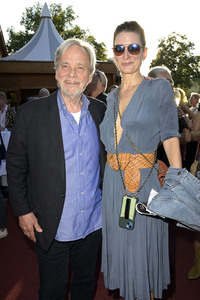 Jubiläumspremiere 'Cabaret - das Berlin-Musical' in Berlin