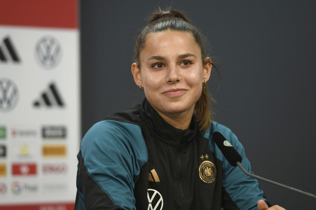 Abschlusspressekonferenz zum EM Qualifikationsspiel Deutschland - Österreich in Hannover