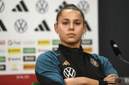 Abschlusspressekonferenz zum EM Qualifikationsspiel Deutschland - Österreich in Hannover