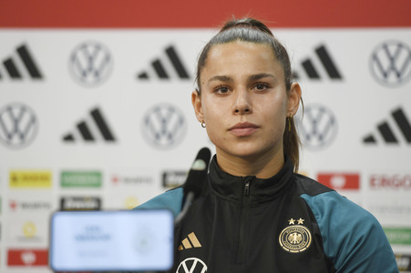 Abschlusspressekonferenz zum EM Qualifikationsspiel Deutschland - Österreich in Hannover