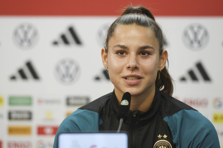 Abschlusspressekonferenz zum EM Qualifikationsspiel Deutschland - Österreich in Hannover