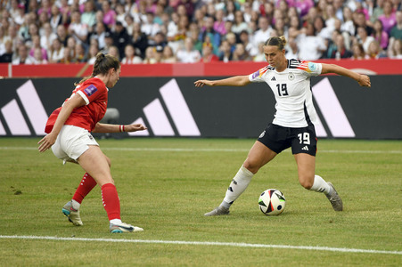 Frauenfußball-Länderspiel Deutschland gegen Österreich in Hannover