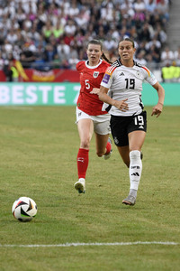 Frauenfußball-Länderspiel Deutschland gegen Österreich in Hannover