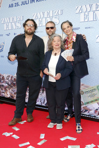 Filmpremiere 'Zwei zu eins' in Berlin