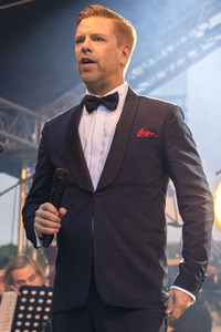 Konzert von Tom Gaebel mit der Lumberjack Swing-Band in Uhingen