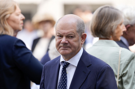 Gedenkveranstaltung zum 80. Jahrestag des Aufstands gegen Nationalsozialistische Gewaltherrschaft in Berlin