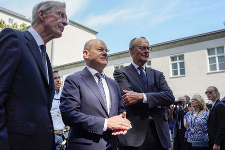 Gedenkveranstaltung zum 80. Jahrestag des Aufstands gegen Nationalsozialistische Gewaltherrschaft in Berlin