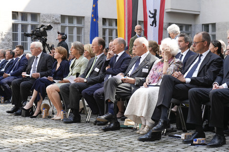 Gedenkveranstaltung zum 80. Jahrestag des Aufstands gegen Nationalsozialistische Gewaltherrschaft in Berlin