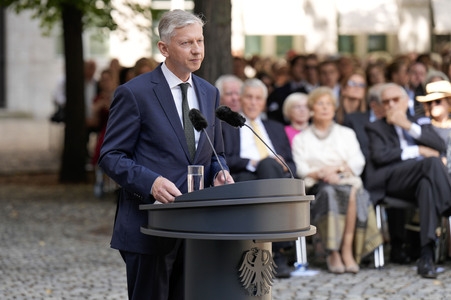 Gedenkveranstaltung zum 80. Jahrestag des Aufstands gegen Nationalsozialistische Gewaltherrschaft in Berlin