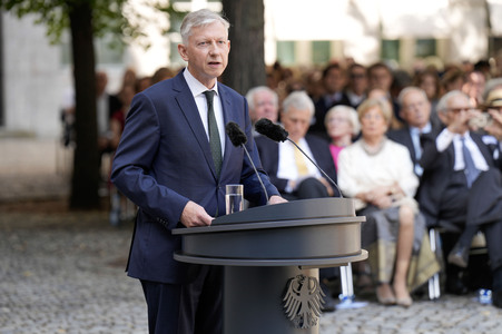 Gedenkveranstaltung zum 80. Jahrestag des Aufstands gegen Nationalsozialistische Gewaltherrschaft in Berlin