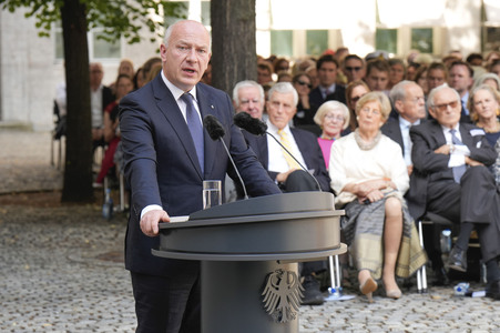 Gedenkveranstaltung zum 80. Jahrestag des Aufstands gegen Nationalsozialistische Gewaltherrschaft in Berlin